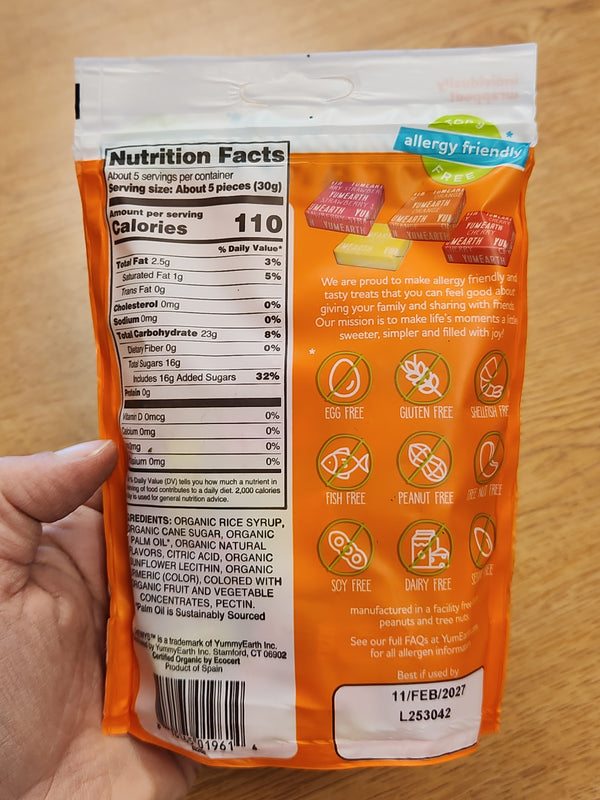 Yum earth organic Chewys fruit chews - 5 oz.