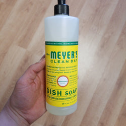 Mrs. Meyers Clean Day Dish Soap - 16 fl oz