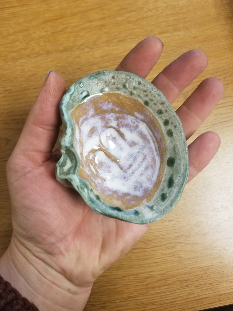 Ceramic Mussel Shell Trinket Dish